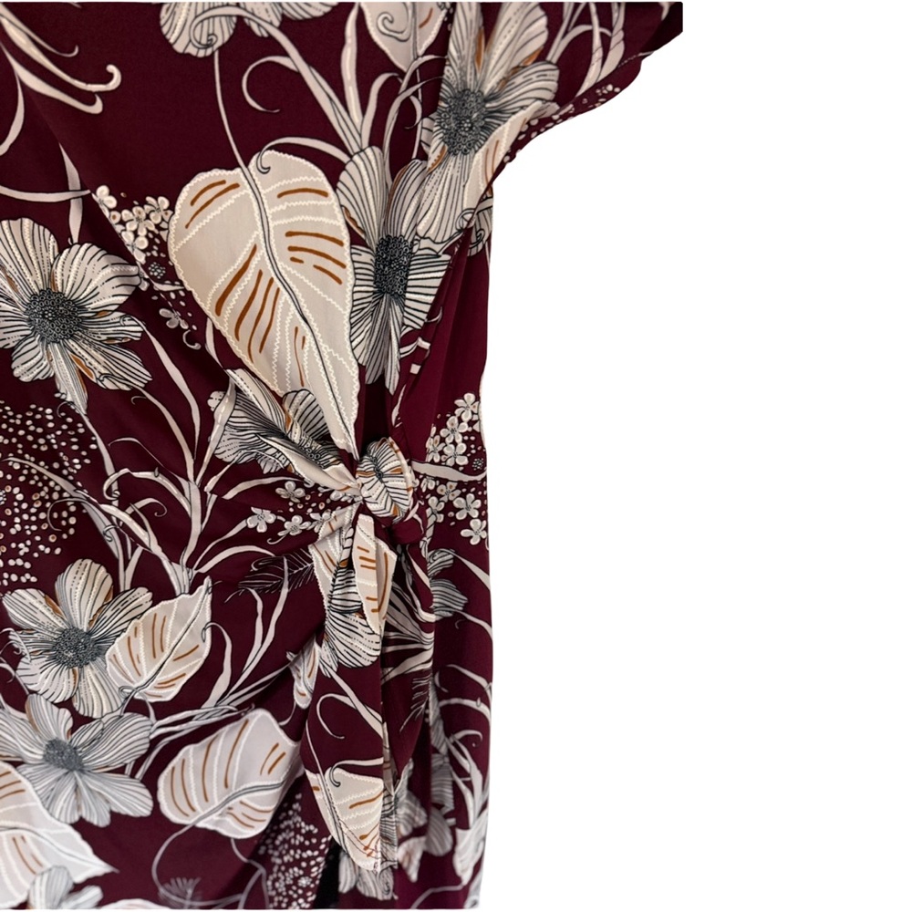 Robbie Bee Burgundy Floral Wrap Dress Size L Short Sleeve Side Tie - Picture 4 of 5
